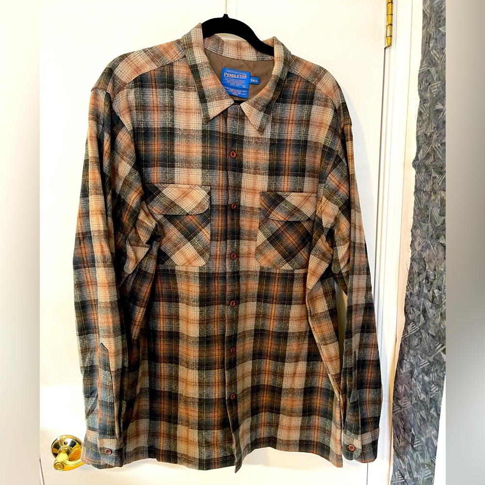 Pendleton Board Shirt XL TALL Tan and Black Plaid 100% Pure Virgin Wool